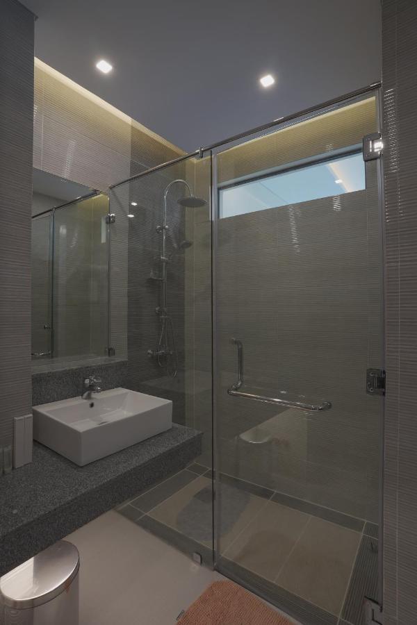 Winrich Hotel Мактан Екстер'єр фото